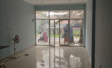 Ruko 2 lantai dibedahan depok lokasi strategis harga 700juta