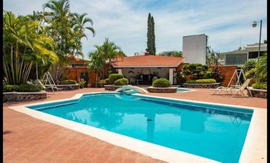 Casa en Condominio,  Fraccionamiento Lomas de Cuernavaca