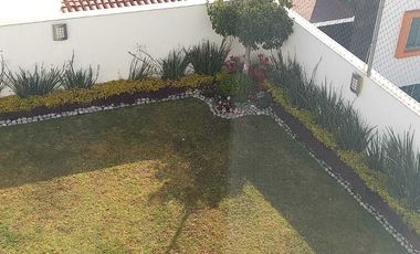 VENTA CASA VISTA PANORAMICA CON JARDIN LOMAS VERDES 6TA SECC