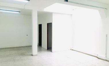 oficina en arriendo/venta en santa maria del lago. Cod A1002208