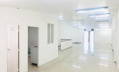 oficina en arriendo/venta en santa maria del lago. Cod A1002208