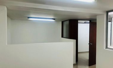 oficina en arriendo/venta en santa maria del lago. Cod A1002208