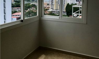 Venta de apartamento en Cosmopolitan Towers - 12 de Octubre