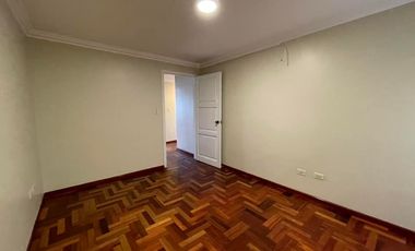 Vendo departamento central en Loja