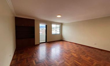 Vendo departamento central en Loja