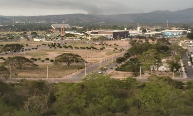 apartamento en arriendo en prados del este. Cod A11198