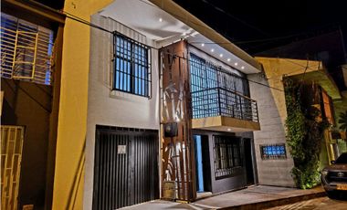 Se Vende Edificio de Aparta estudios en la Circunvalar - Pereira