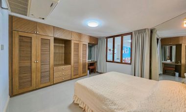 Beachfront Sea View Condo in Hua Hin at Chukamol Condominium