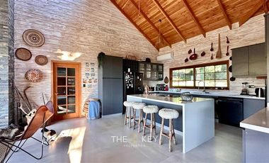 Casa en venta de 5 dorm. en Villarrica La Puntilla