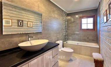Casa en venta de 5 dorm. en Villarrica La Puntilla