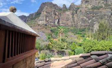 Vendo preciosa propiedad con vista panorámica a las montañas en Tepoztlán Morelo