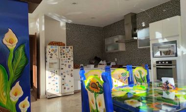 Vendo preciosa propiedad con vista panorámica a las montañas en Tepoztlán Morelo