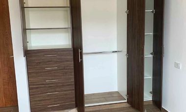 En venta casa con jardín y acabados de lujo en Coatepec