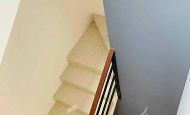 En venta casa con jardín y acabados de lujo en Coatepec