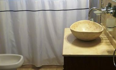 EXCELENTE CASA DE 4 AMBIENTES EN COSTA DEL ESTE