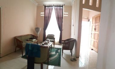 Dijual Tanah dan bangunan Luas 1095m2 Lokasi Bagus dan Strategis, Cocok Bangun Usaha di Kopo Bandung