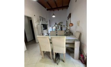 Atención inversores, 2 departamentos de 2 dormitorios en Microcentro!