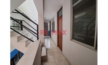 Ocasion! En Venta Casa De 4 Pisos  Ideal Para Familia Que Desee Vivir De Sus Rentas - Sjm