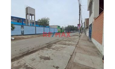 Ocasion! En Venta Casa De 4 Pisos  Ideal Para Familia Que Desee Vivir De Sus Rentas - Sjm