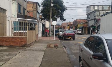 local en arriendo en carvajal. Cod A6866802