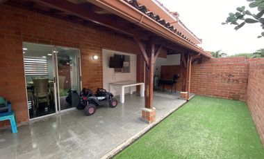 casa en venta en cinco soles. Cod V17149