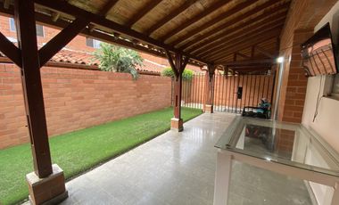 casa en venta en cinco soles. Cod V17149