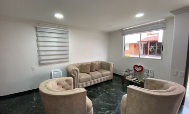 casa en venta en cinco soles. Cod V17149