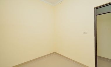 Rumah 10 menit ke Plaza Taman Harapan Baru SHM Hadap Utara J-35820