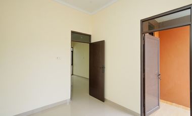 Rumah 10 menit ke Plaza Taman Harapan Baru SHM Hadap Utara J-35820