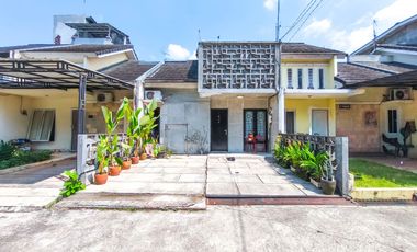 Rumah Luas SHM 8 Menit ke Gerbang Tol Cimanggis 3 Hadap Timur J-45462