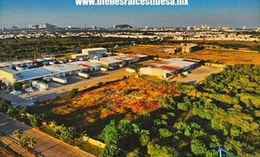 Encuentra el terreno perfecto para tu proyecto en avenida Cristóbal Colón en Mazatlán.