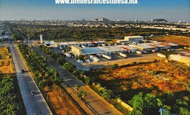 Encuentra el terreno perfecto para tu proyecto en avenida Cristóbal Colón en Mazatlán.