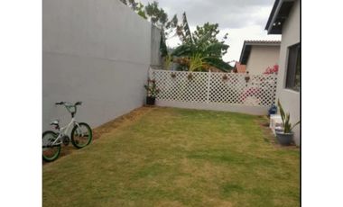 ALQUILO Y VENDO HERMOSA CASA EN LA CHORRERA COSTA VERDE SUMMERHILLS 3R