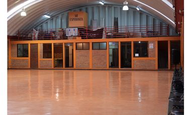 Bodega Comercial Salón de Usos Múltiples en Venta Xochimilco