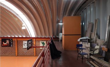 Bodega Comercial Salón de Usos Múltiples en Venta Xochimilco