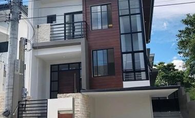 House for sale in Cebu City, Gated in Talamban close to I'ntl School, Brand new
