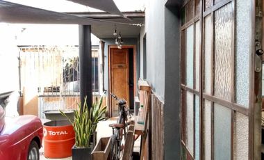 Venta casa reciclada estilo industrial en Lomas de Zamora