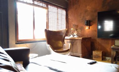 Venta casa reciclada estilo industrial en Lomas de Zamora