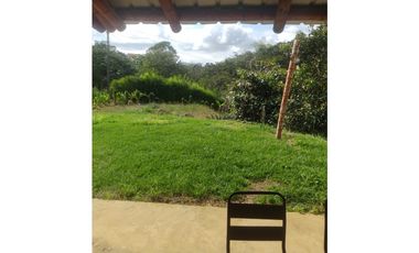 SE VENDE CASA CAMPESTRE EN LA CUMBRE REA 9.900 M2