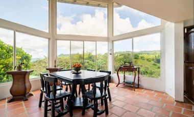 SE VENDE CASA CAMPESTRE EN LA CUMBRE REA 9.900 M2