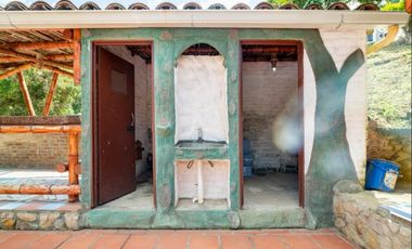 SE VENDE CASA CAMPESTRE EN LA CUMBRE REA 9.900 M2