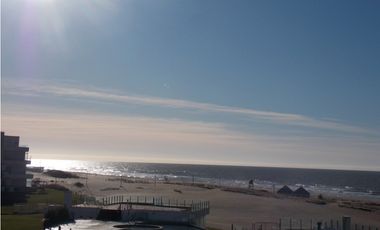 Espectacular semipiso en Villa de Mar. Vistas amplias al mar MF