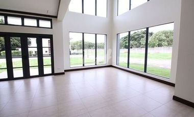 PH793 Modern Design House in Sta. Rosa Laguna Near Sta. Rosa