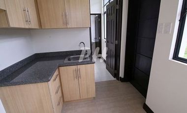 PH793 Modern Design House in Sta. Rosa Laguna Near Sta. Rosa