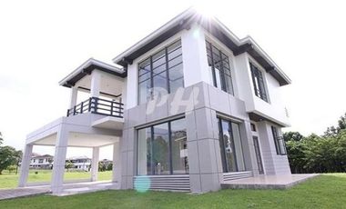 PH793 Modern Design House in Sta. Rosa Laguna Near Sta. Rosa
