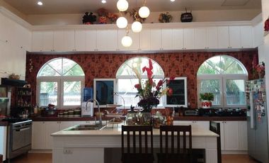 BIG PRICE REDUCED! LUXURIOUS BEACH HOME FRONTING APO ISLAND!!