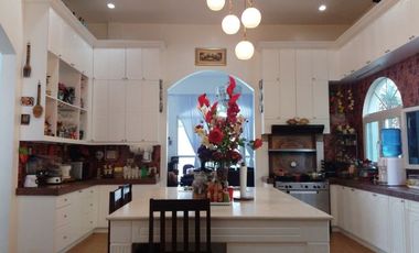 BIG PRICE REDUCED! LUXURIOUS BEACH HOME FRONTING APO ISLAND!!