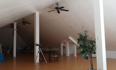 BIG PRICE REDUCED! LUXURIOUS BEACH HOME FRONTING APO ISLAND!!