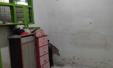 Disewakan Rumah Strategis di Jl. Gubeng Kertajaya, Surabaya