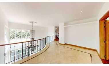 Casa en Venta y Arriendo en Transv. Superior Medellín